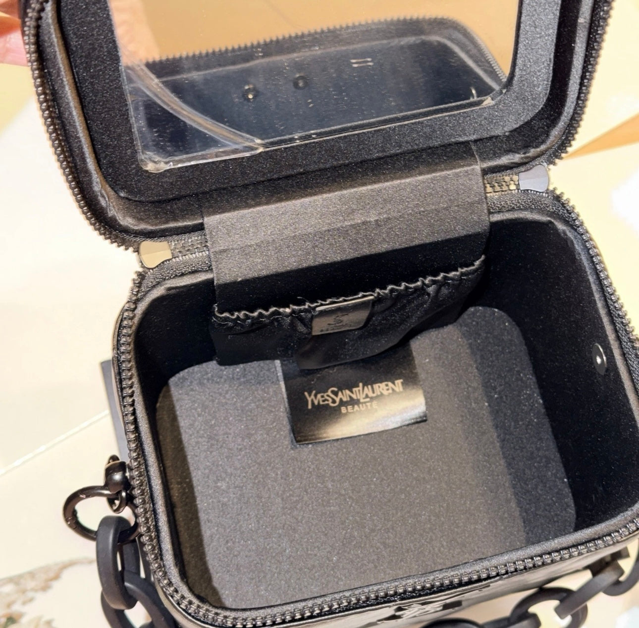New YSL Beaute’ Vanity Case