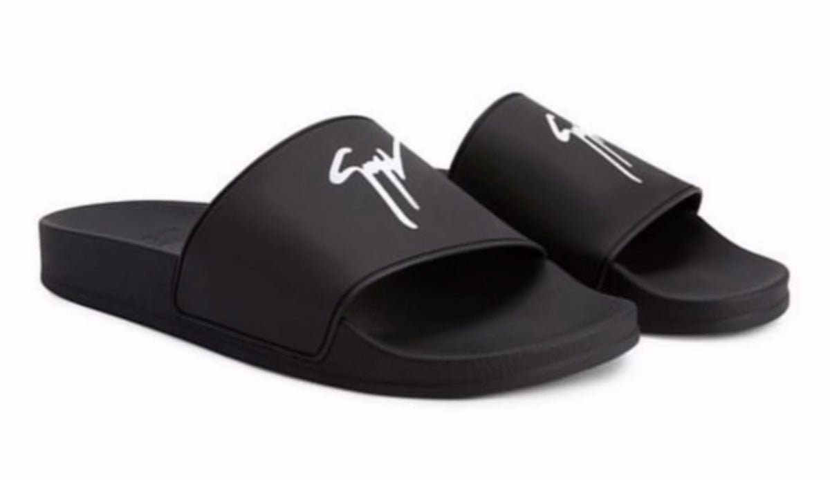 Giuseppe Zanotti Slides